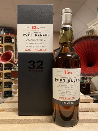 PORT ELLEN 32 ANS 1983 15TH...