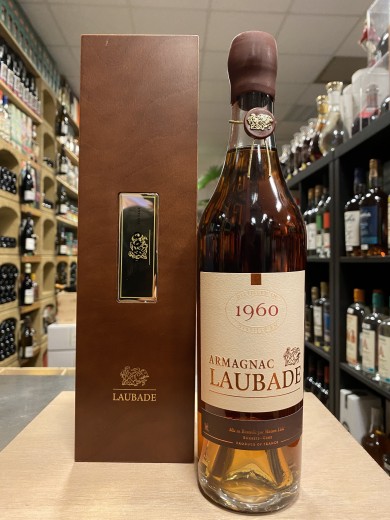 CHÂTEAU DE LAUBADE...