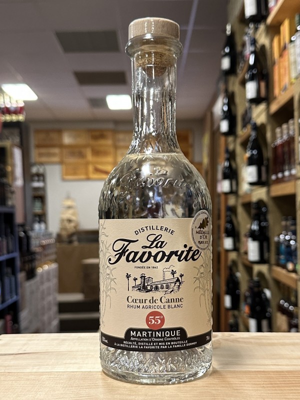 Rhum agricole Martinique La Favorite cœur de canne blanc - La Cave de  Maintenon