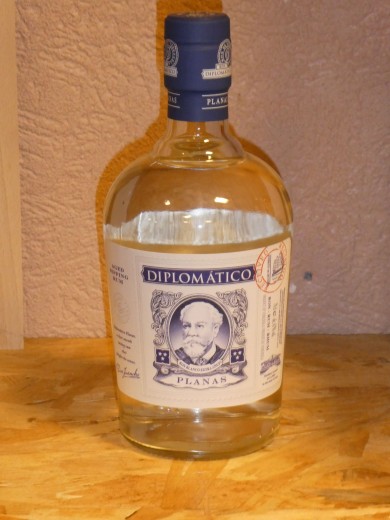 DIPLOMATICO PLANAS 47 %