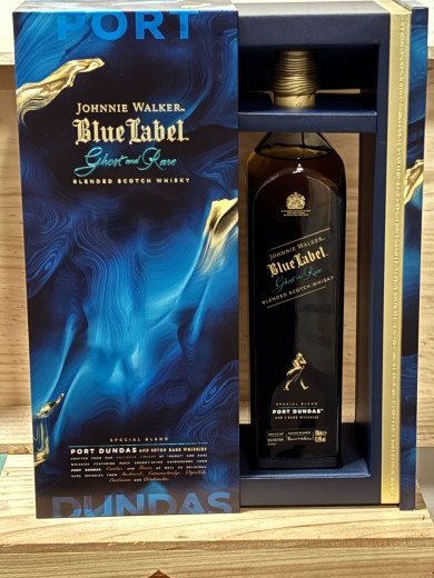 JOHNNIE WALKER Blue Label...